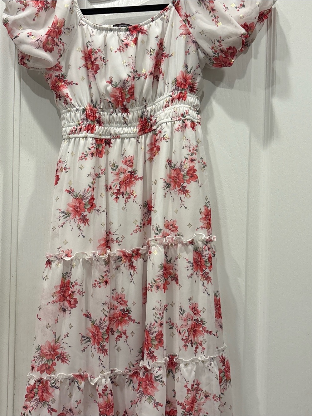 Girls White Floral Puff-Sleeve Tiered Dress with Pink Flowers